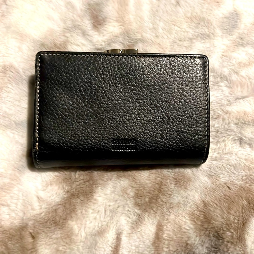 Women’s black wallet